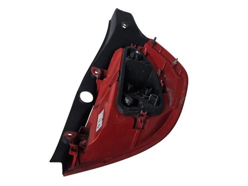 left-taillight-renault-clio-iii-br01-cr01-2005-2006-2007-2008-2009-2010-2011-2012-2013-2014-34342313 main image