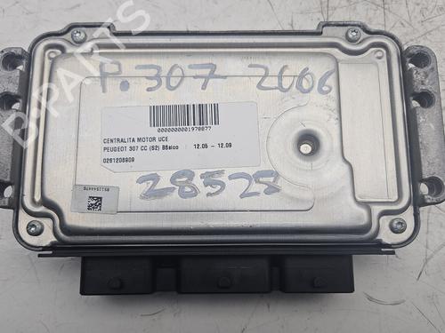 Used Engine control unit (ECU) PEUGEOT 307 CC (3B) 1.6 16V (110 hp) 25789442