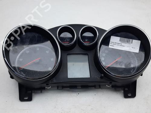 Used Instrument cluster OPEL ASTRA J (P10) [2009-2016]  25257426
