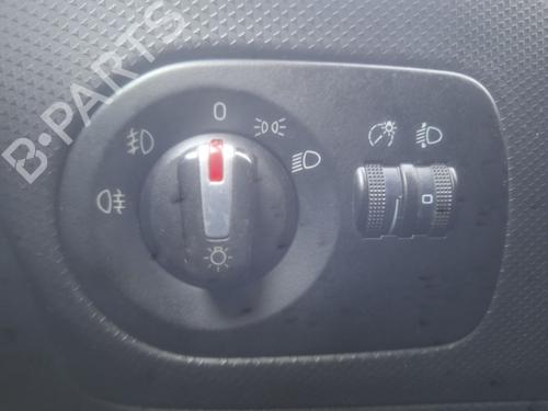 Headlight switch SEAT LEON (1P1) 1.6 TDI | BP31258263I24 
