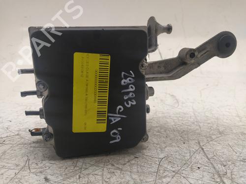 Used ABS pump MERCEDES-BENZ A-CLASS (W169) A 160 (169.031, 169.331) (95 hp) 9839384