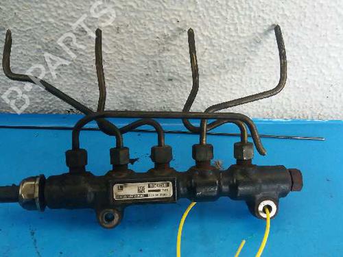 Used Injection rail CITROËN C3 Pluriel (HB_) 1.4 HDi (68 hp) 1616895