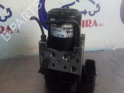 Used ABS pump KIA CARENS III MPV (UN) 2.0 CRDi 140 (140 hp) 98564