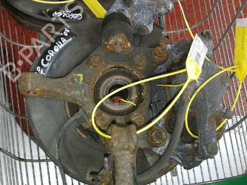 Used Right front steering knuckle TOYOTA COROLLA Saloon (_E15_) 2.0 D-4D (ADE150) (126 hp) 1121021