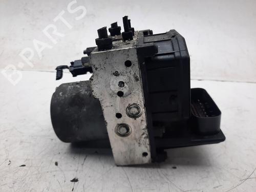 Used ABS pump TOYOTA AVENSIS (_T25_) [2003-2008]  12979927