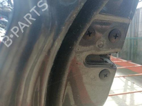 Rear left lock KIA CERATO I Saloon (LD) 2.0 CRDi | BP575376C100 