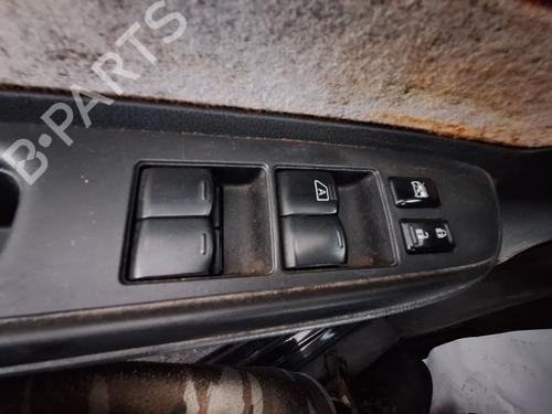 Used Left front window switch Left front window switch NISSAN NOTE (E12) [2012-2026] 35943931 35943931