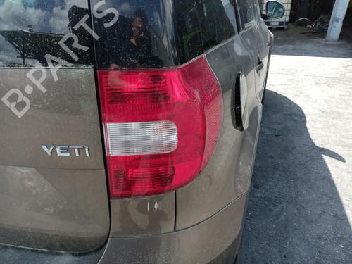 Used Right taillight SKODA YETI (5L) 1.2 TSI (105 hp) 25132209