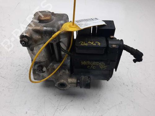 Used ABS pump MERCEDES-BENZ C-CLASS (W202) C 250 D (202.125) (113 hp) 6570264
