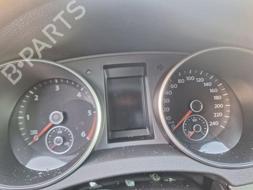Used Instrument cluster VW GOLF VI (5K1) [2008-2014]  21798863