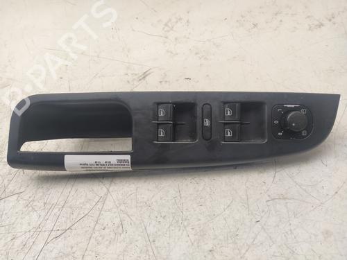 Used Left front window switch VW GOLF V (1K1) [2003-2010]  17166463