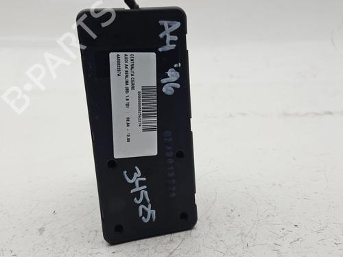 Used Comfort control module AUDI A4 B5 (8D2) [1994-2001]  31246997