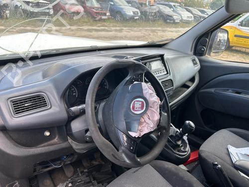 Instrumentbord FIAT DOBLO Cargo (263_) 1.6 D Multijet (263ZXE1B, 263ZXS1B, 263ZXY1B, 263WXE1B,... 0735507814 |