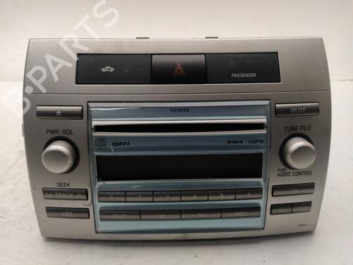 Used Radio TOYOTA COROLLA Verso (ZER_, ZZE12_, R1_) [2004-2009]  11142890