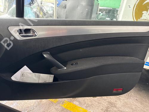 Forreste højre beklædning PEUGEOT 407 Coupe (6C_) 2.7 HDi (204 hp) 32115946