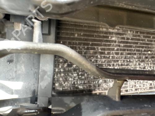 Used Water radiator RENAULT TWINGO II (CN0_) 1.2 16V (CN0K, CN0V, CN0A) (76 hp) 32088209