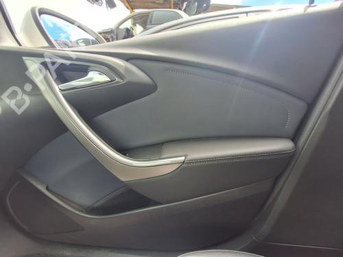 front-right-panel-opel-astra-j-p10-2009-2010-2011-2012-2013-2014-2015-2016-34460311 main image