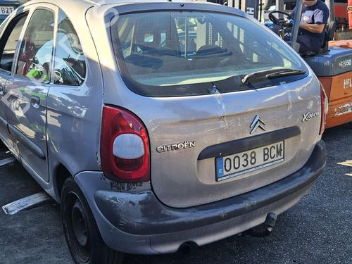 Left taillight CITROËN XSARA PICASSO (N68) 2.0 HDi | BP19105002C34