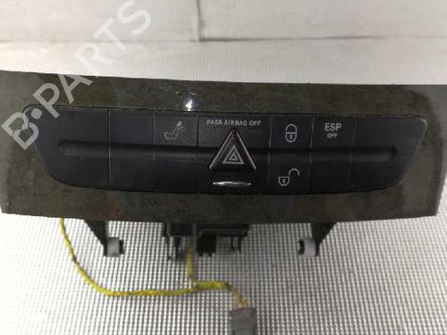 Used Warning switch MERCEDES-BENZ E-CLASS (W211) E 320 CDI (211.026) (204 hp) 6621028