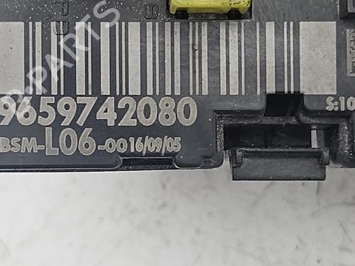 Fuse box PEUGEOT 307 (3A/C)  | BP25257437E1 