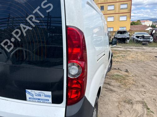 Høyre baklys FIAT DOBLO Cargo (263_) 1.6 D Multijet (263ZXE1B, 263ZXS1B, 263ZXY1B, 263WXE1B,... 0051830564 |