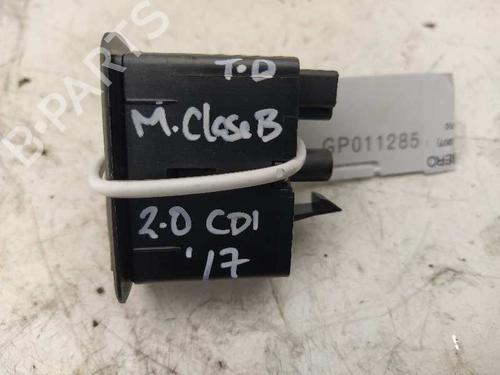 Right rear window switch MERCEDES-BENZ B-CLASS Sports Tourer (W245) B 180 CDI (245.207) | BP3459792I28 