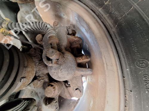 right-front-brake-caliper-land-rover-discovery-iii-l319-2004-2005-2006-2007-2008-2009-36383289 main image