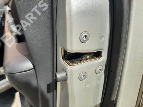 front-right-lock-toyota-corolla-saloon-_e12_-14-d-4d-nde120_-nde120r-6903002162-2000-2001-2002-2003-2004-2005-2006-2007-2008-10069560 main image