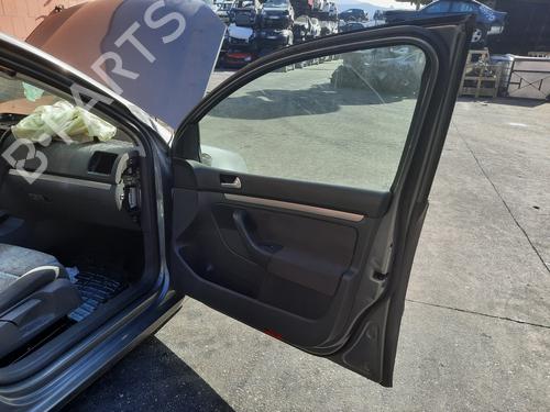 Used Right front door VW GOLF V (1K1) [2003-2010]  8934854