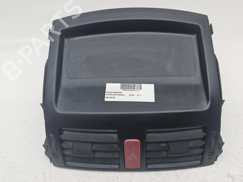 Used Air vent TOYOTA AURIS (_E15_) [2006-2013]  32072440