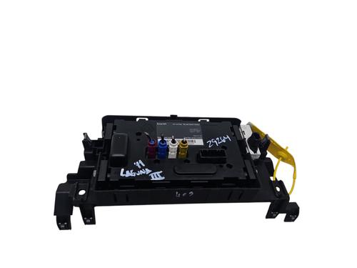 Used Display monitor RENAULT LAGUNA III (BT0/1) 1.5 dCi (BT00, BT0A, BT0T, BT1J) (110 hp) 32317493