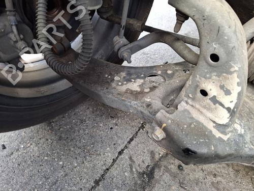 Used Right front suspension arm KIA STONIC (YB) [2017-2025]  21575122