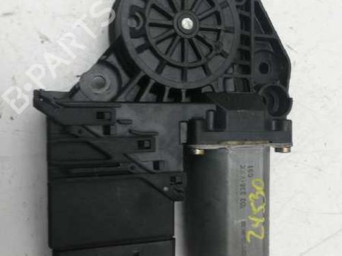 Right front window motor PEUGEOT 307 (3A/C) 2.0 HDi 110 | BP5332627E20 