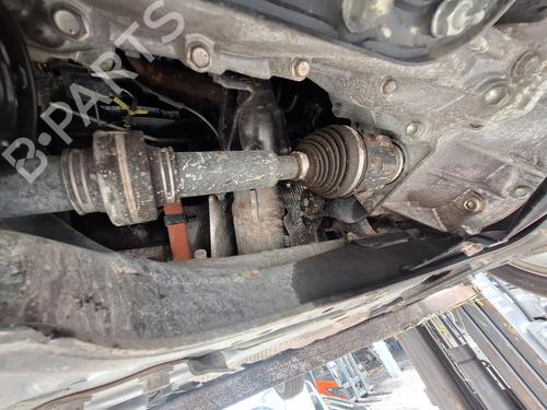 Used Right front driveshaft Right front driveshaft TOYOTA AURIS (_E18_) 1.8 Hybrid (ZWE186_, ZWE186R) (136 hp) 34718608 34718608