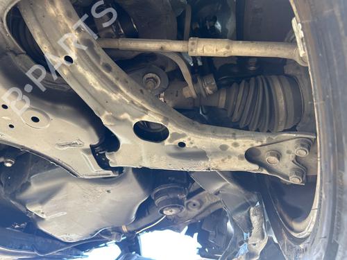Used Right front suspension arm TOYOTA COROLLA Verso (ZER_, ZZE12_, R1_) 2.2 D-4D (AUR10_, AUR10R) (136 hp) 28292965