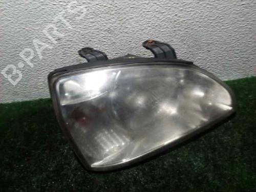 Used Right headlight KIA CARENS II MPV (FJ) 2.0 CRDi (113 hp) 585435