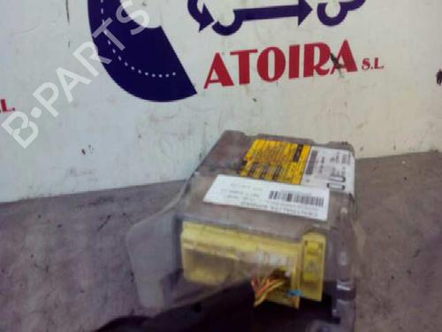 Used ECU airbags TOYOTA YARIS (_P9_) 1.4 D-4D (NLP90_, NLP90R) (90 hp) 575661