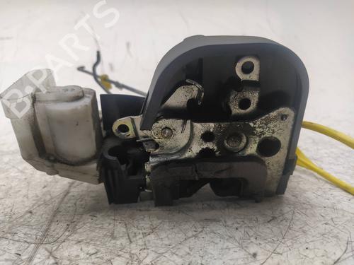 Høyre foran lås ALFA ROMEO GT (937_) 1.9 JTD (937CXN1B) | BP9129482C97 