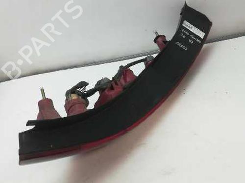 Used Right taillight FORD MONDEO III Saloon (B4Y) 2.0 16V TDDi / TDCi (115 hp) 5331548