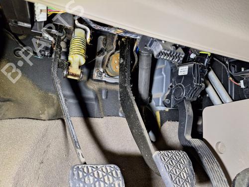 Used Steering column Steering column 38935543 38935543