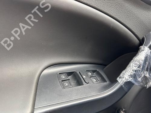 BP32234661I27 main image