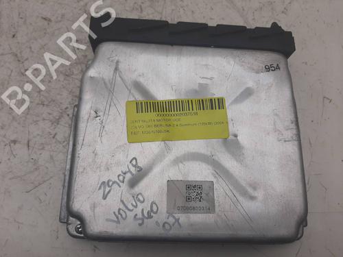 Used Engine control unit (ECU) VOLVO S60 I (384) 2.4 (170 hp) 8949634