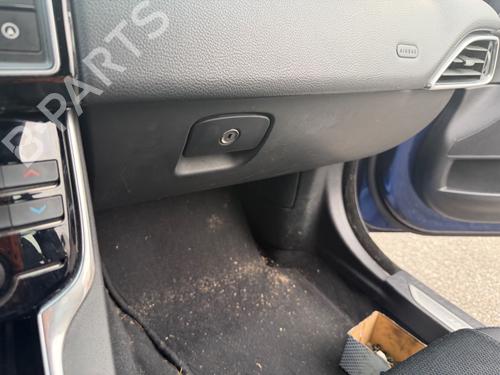 Used Glove box Glove box 37424164 37424164