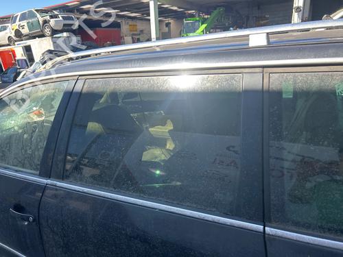 Lève-vitre arrière gauche VW PASSAT B5.5 Variant (3B6) 4.0 W8 4motion (275 hp) 31916540