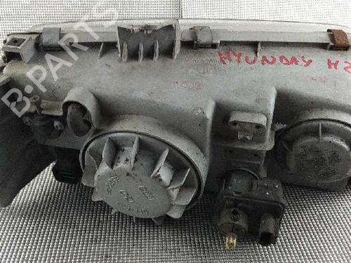 Left headlight HYUNDAI H-1 Van (A1) 2.5 TD | BP1995682C28 