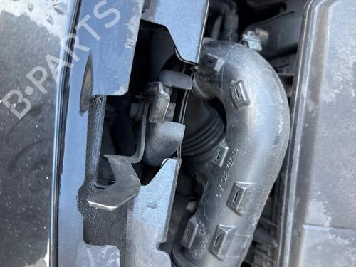 Used Hood lock RENAULT TWINGO II (CN0_) 1.2 16V (CN0K, CN0V, CN0A) (76 hp) 32088236