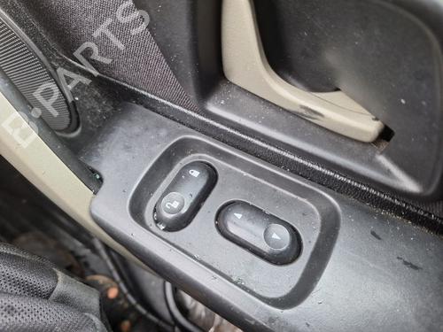 Used Right front window switch LAND ROVER FREELANDER I (L314) 2.0 Td4 4x4 (112 hp) 23949699
