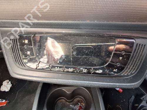 Used Climate control Climate control 37177528 37177528