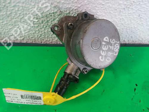 Used Vacuum pump KIA CEE'D Hatchback (ED) [2006-2012]  1616859