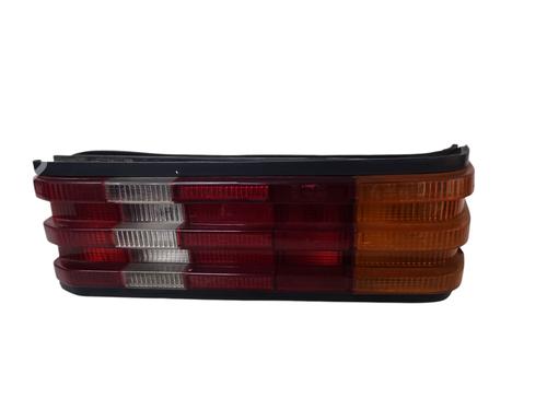 Used Right taillight Right taillight MERCEDES-BENZ 190 (W201) E 1.8 (201.018) (109 hp) 33321060 33321060